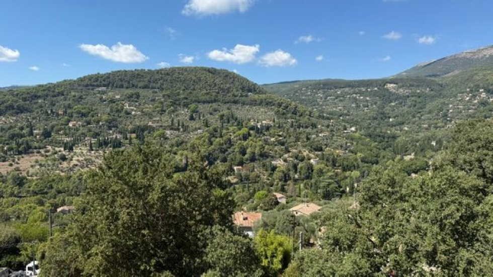 Appartement 3 pièces 56 m² · à Grasse · 56 m² · 137 000 €